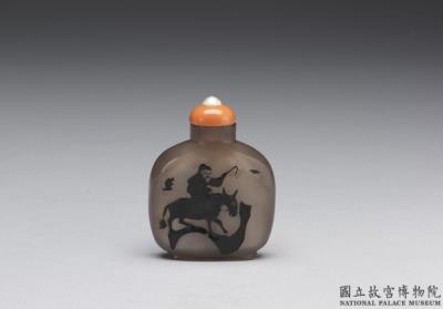 图片[2]-Agate snuff bottle with banding carved in the form of a man on a donkey, Qing dynasty, 18th-19th century-China Archive